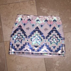 Sequenced mini skirt