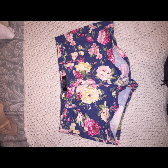 Floral print size four jean shorts