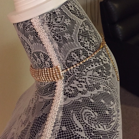 ✨Gorgeous rhinestone choker✨ - Picture 4 of 4