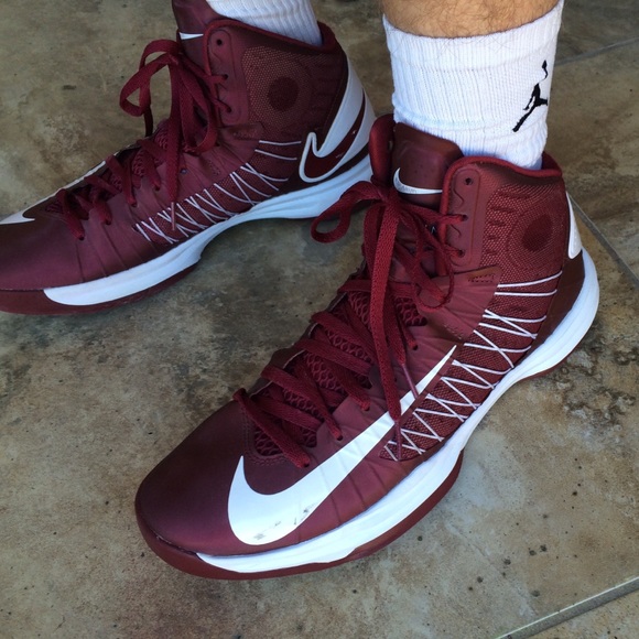 Nike Shoes - Nike hyperlink 2012