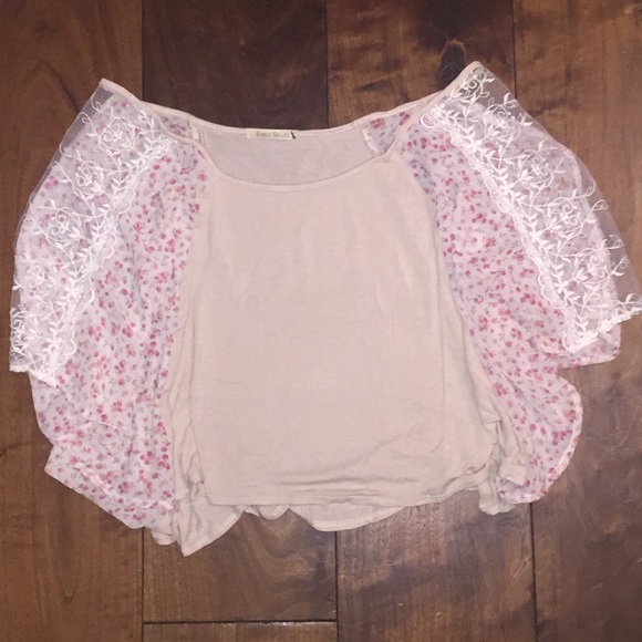 Sans souci flowy bohemian crop top