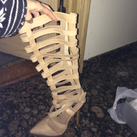 In love with these heels there just to smallfor me