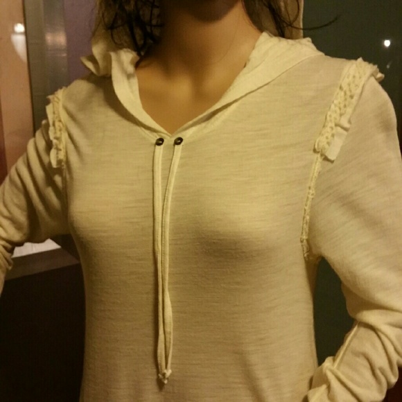 Caty Lesca from Paris, one of a kind runway dress - Picture 3 of 4