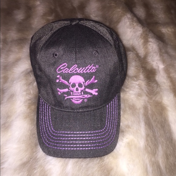 Calcutta hat