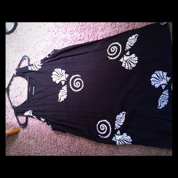 Sleeveless black sundress