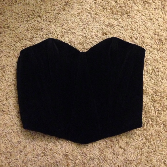 Juicy Couture Tops - 🆕Juicy Couture Black Velour Bustier