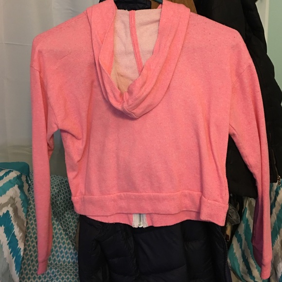 A hot pink crop top sweater - Picture 2 of 3