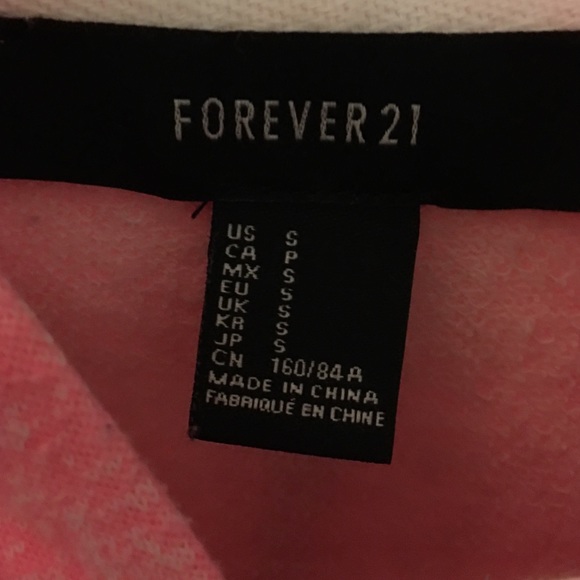 A hot pink crop top sweater - Picture 3 of 3