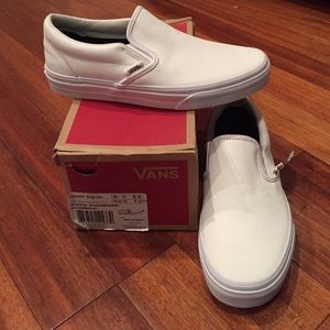 Vans classic leather slip-on