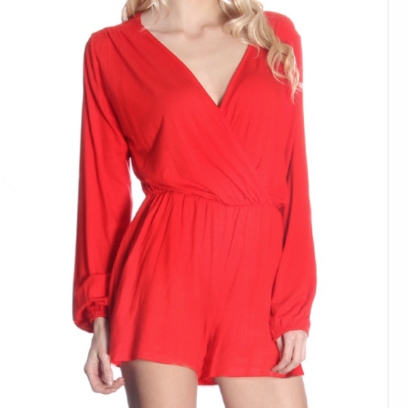Pants - Red romper 🌸🌺