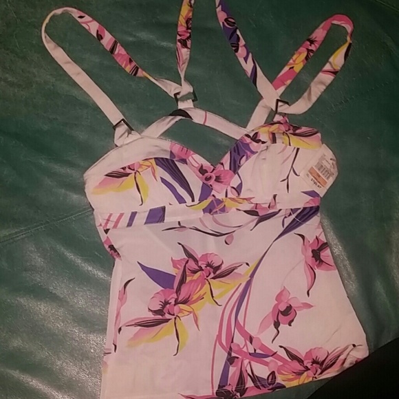 Top - Picture 3 of 3