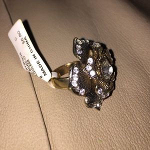 Antique looking Flower ring