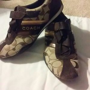 Coach shoe