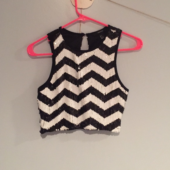 Top - Picture 1 of 1