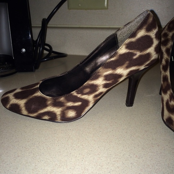 Cute heals - Picture 2 of 3
