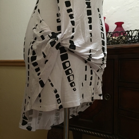 🆕 🎉💥Final Sale💥🎉 Twisted Mini Dress - Picture 2 of 3