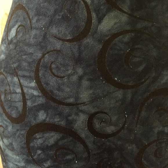 High-low, Halter Dress - Picture 2 of 4