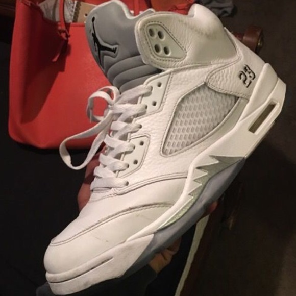 Air Jordan Metallic 5 - Picture 3 of 4