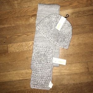 Hat and scarf set
