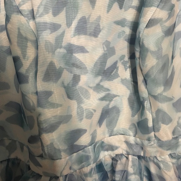 LC Lauren Conrad Cinderella dress - Picture 2 of 3