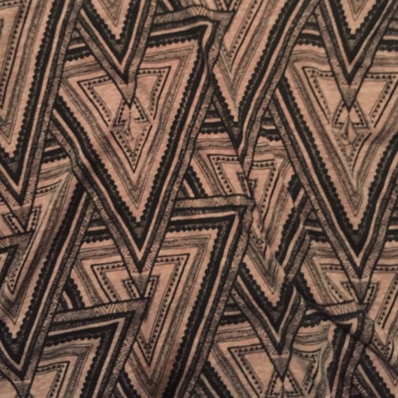 Volcom geometric cotton tank - Picture 2 of 2