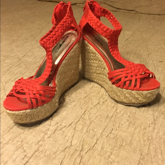 Red wedges!!