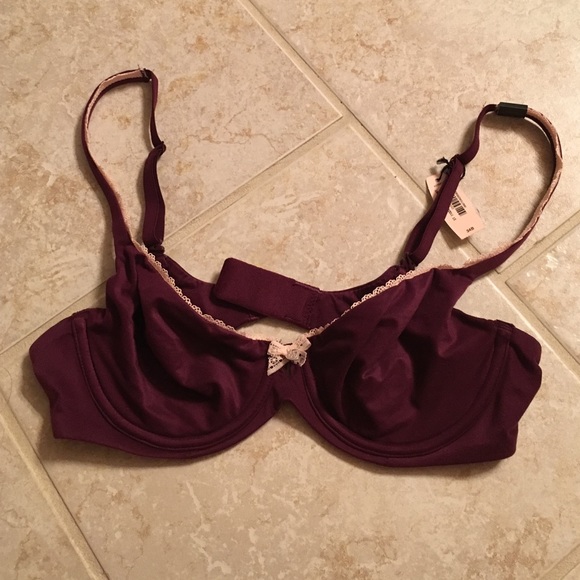 Victoria Secret Bra-Body by Victoria