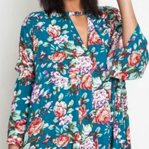 Floral Trapeze Dress with Key Hole Neckline