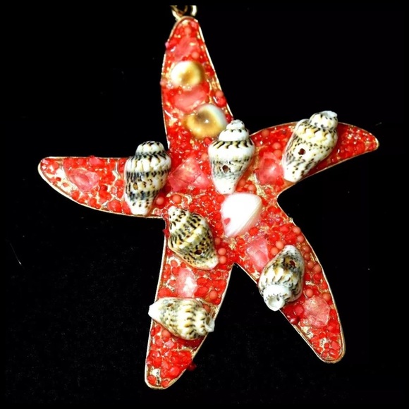 Sea Glass Seashell Necklace - Picture 1 of 5
