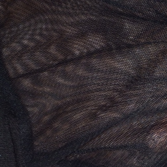 Crop top - Picture 3 of 4