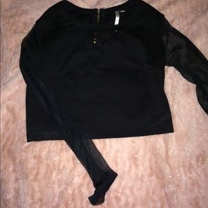 Crop top