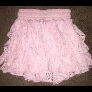 🌸Wetseal XS Lace Skirt🌸