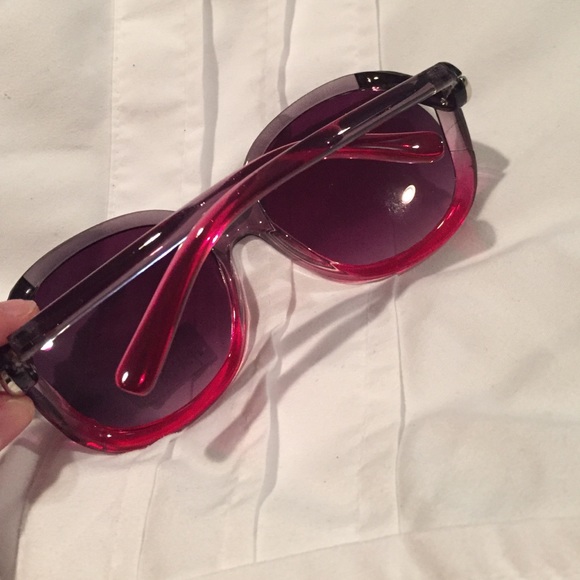 Sunglasses - Picture 3 of 3