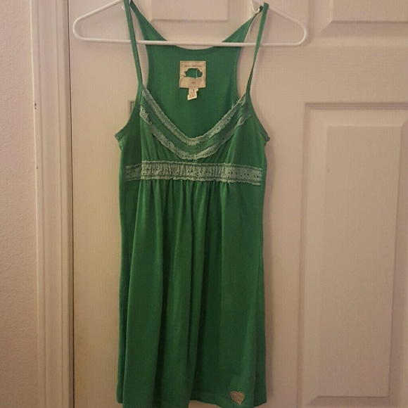 🚫SOLD Light green tank top