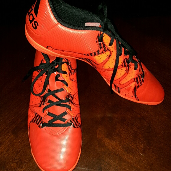 *SOLD*Adidas indoor soccer shoes