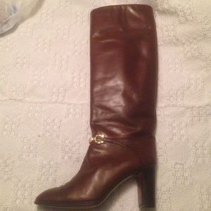 Vintage Etienne Aigner knee high boots. Size 9m