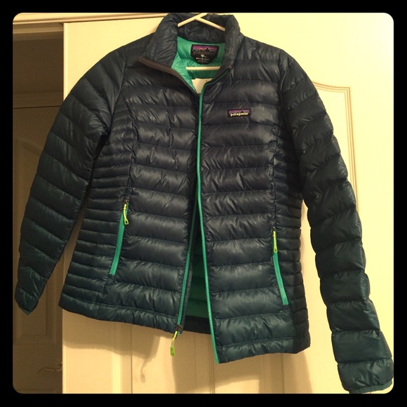Patagonia arbor green goose down jacket