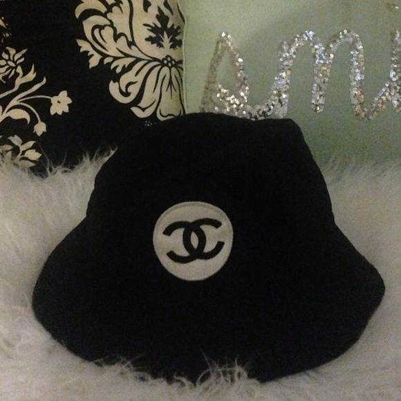 chanel bucket hat vintage