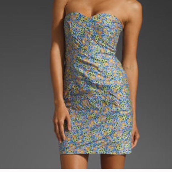 Anthropologie Dresses & Skirts - Anthro -Tracy Reese rushed strapless dress