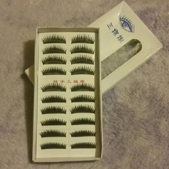 NWT 10 pairs long thick black false eyelashes