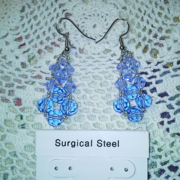 Earring - Picture 3 of 3