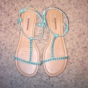 City Classified sandals