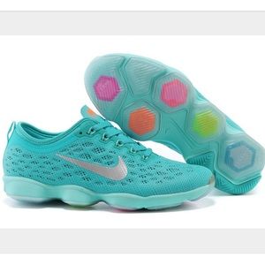 Nike Agility- Jade Color