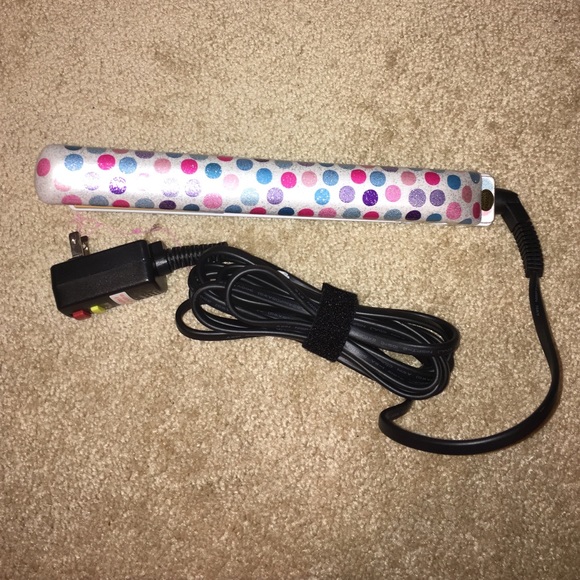 Chi Darling Dot Flat Iron