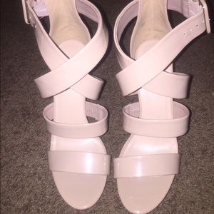 8&1/2 NUDE HEELS 💄