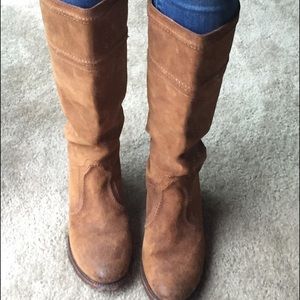 Flash sale-----Frye Jane 14L Oil suede Boots