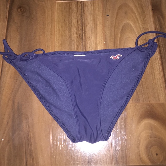 NEVER WORN HOLLISTER BIKINI BOTTOMS