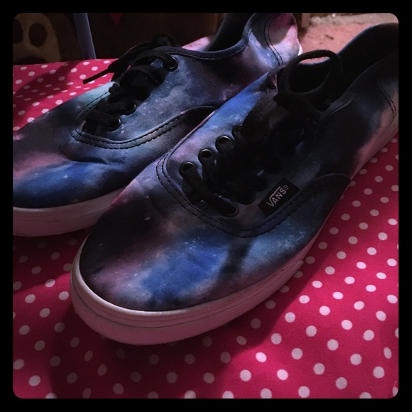 Galaxy vans 4 in men's 5.5 in women's