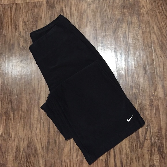 Nike Dri-Fit Low Rise Capri sz XS - Picture 4 of 4