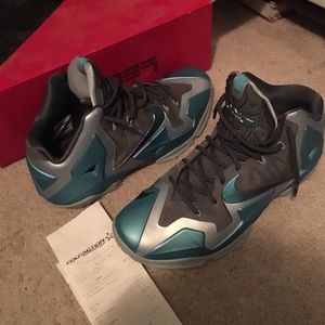 Lebron 11 gamma blues